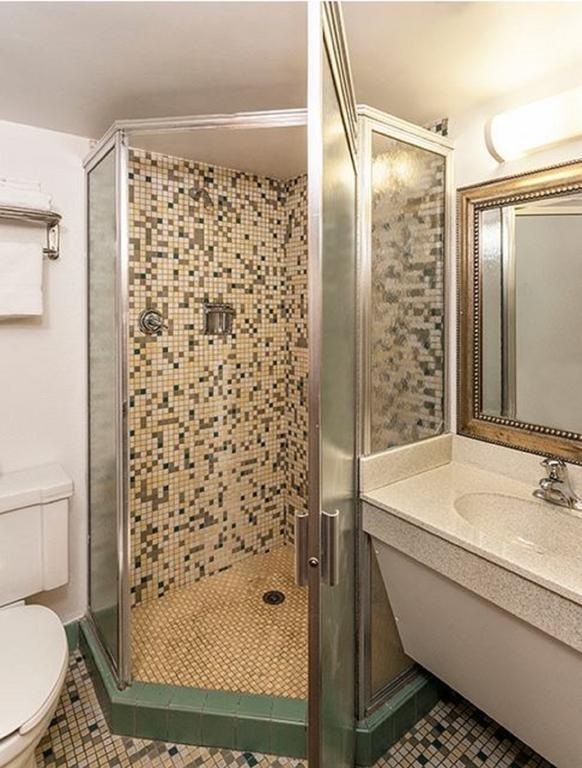 Voyageur Lakewalk Inn Дълут Екстериор снимка