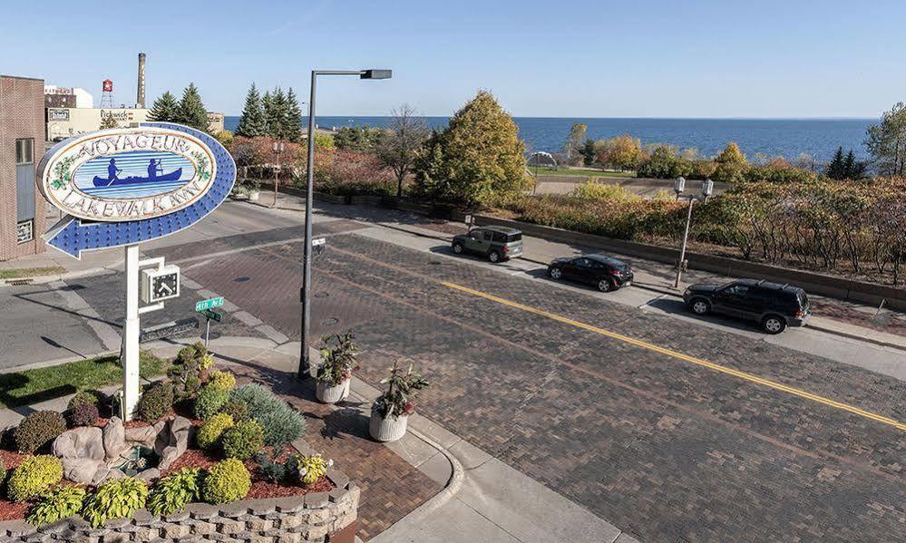 Voyageur Lakewalk Inn Дълут Екстериор снимка